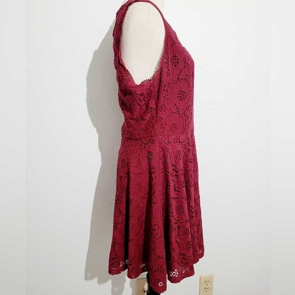 City Vibe Womens Burgundy Fit & Flare Sleeveless Dress Size 15 Lined Square Neck - Picture 4 of 11